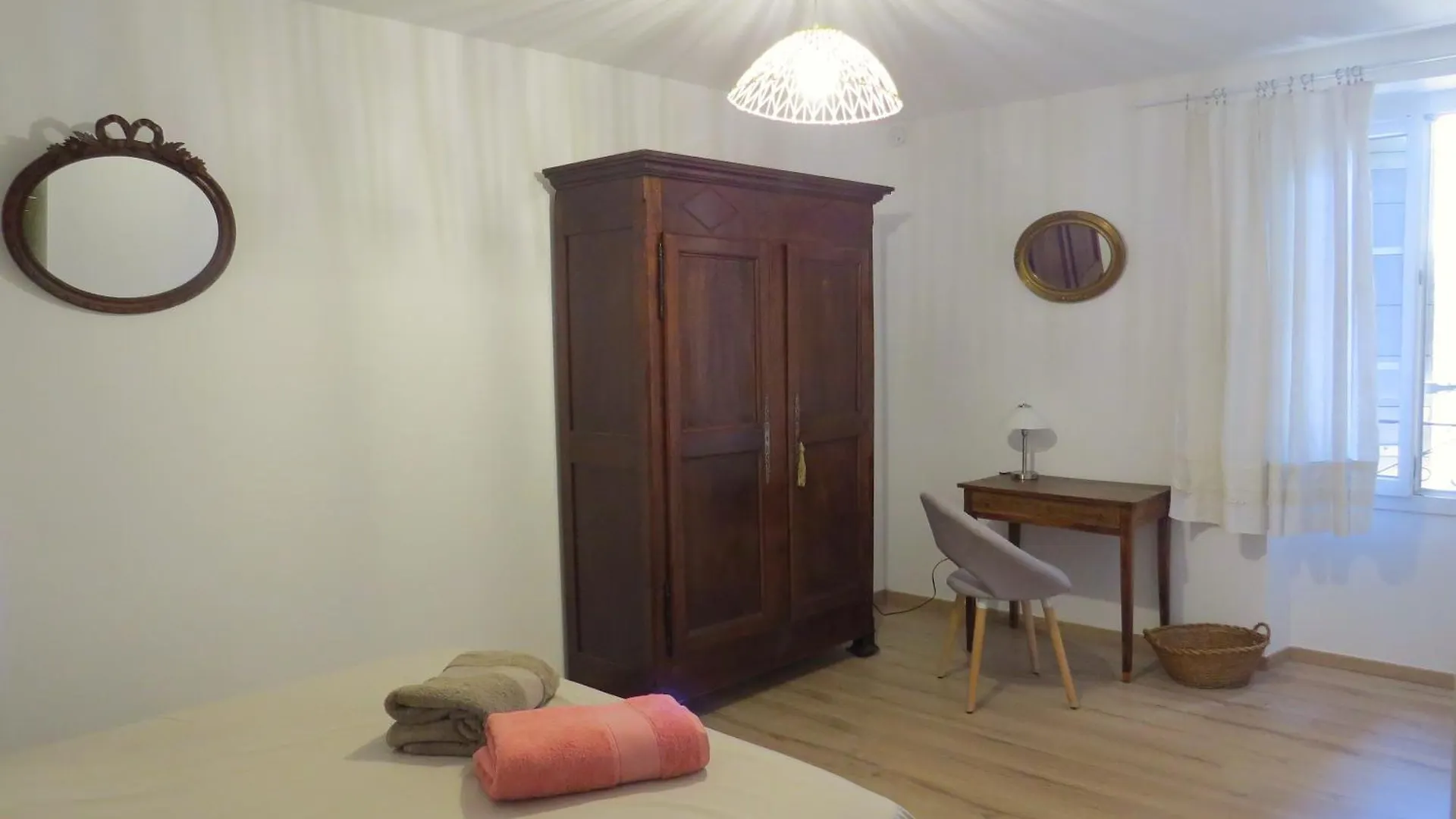 Holiday home Les Boulegons Au Pied Du Luberon Villa Lourmarin
