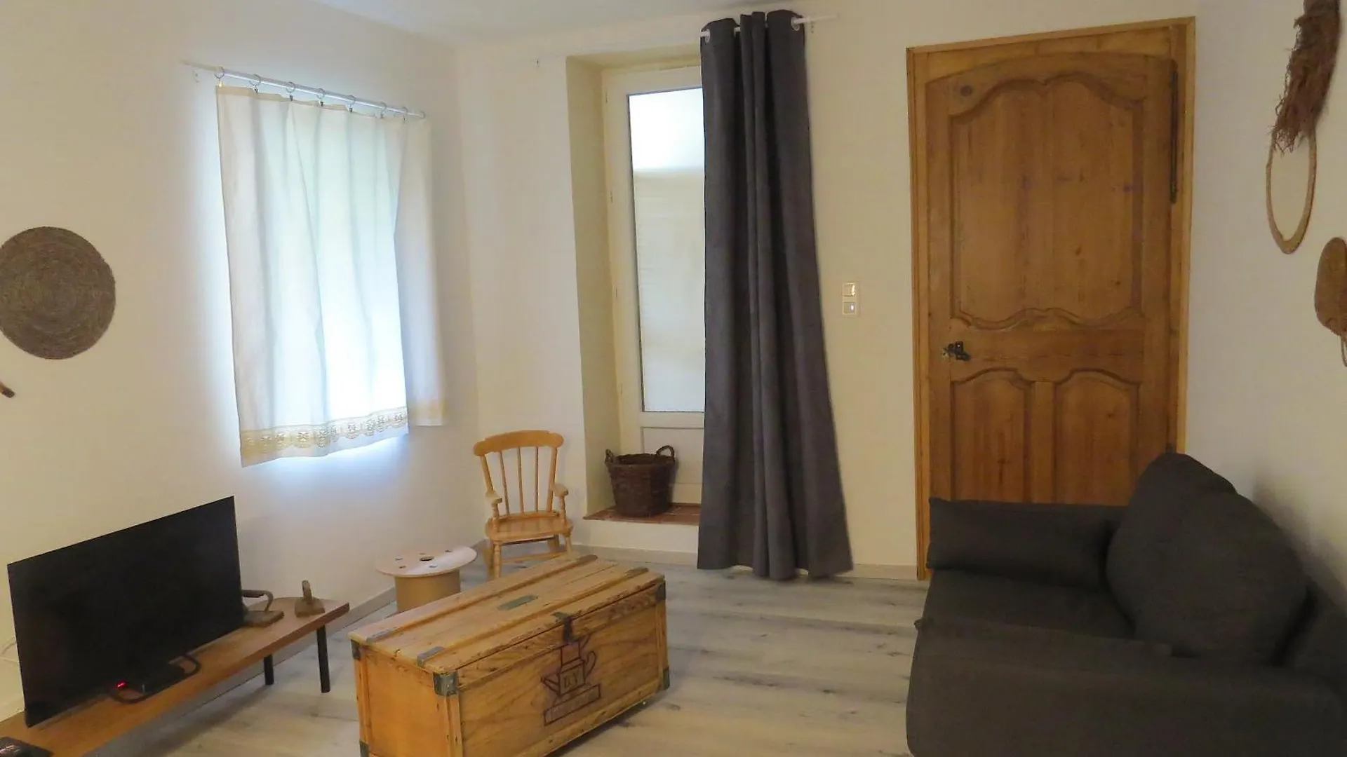 Les Boulegons Au Pied Du Luberon Villa Lourmarin 0*,